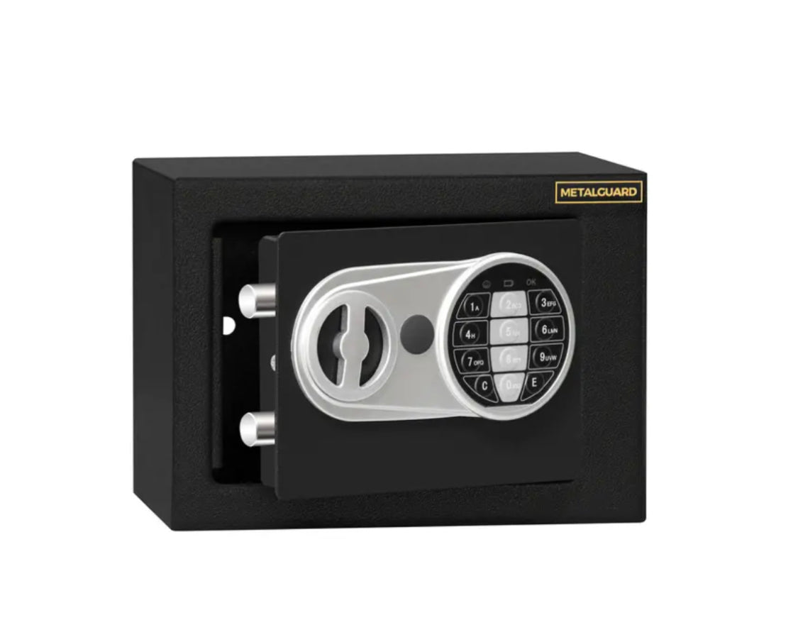 כספת ביתית בנפח 4.88 ליטר דגם MG777