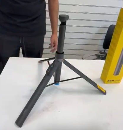 מוט סלפי מקצועי דגם H18L Pro
נפתח לחצובה עד 1.8 מטר