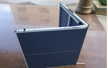Load image into Gallery viewer, שולחן טניס מתקפל מושלם לכל הגילאים עם משלוח עד בית הלקוח בחינם
